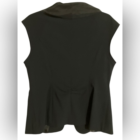 CAbi Party Date Night Tuxedo Sleeveless Ruffled Collar V-Neck Fitted Vest Sz 10 - Picture 2 of 8